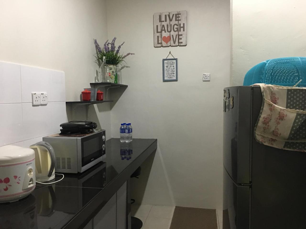 סרי איסקנדר Miker Homestay מראה חיצוני תמונה